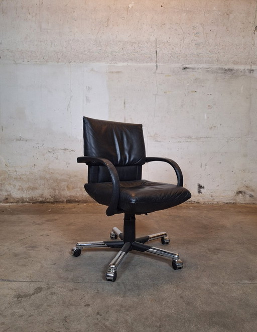 Vitra Black Leather Office Chair with Chrome Base (Vintage)