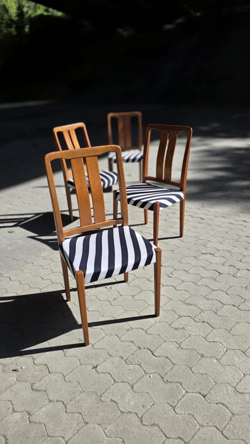 Suite di 4 sedie vintage rivestite Troeds, Bjärnum-Svezia, 60/70 – eetkamerstoelen, Wood