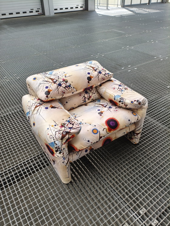 Image 1 of Fauteuil Cassina Maralunga recouvert de tissu Wolff Blitz