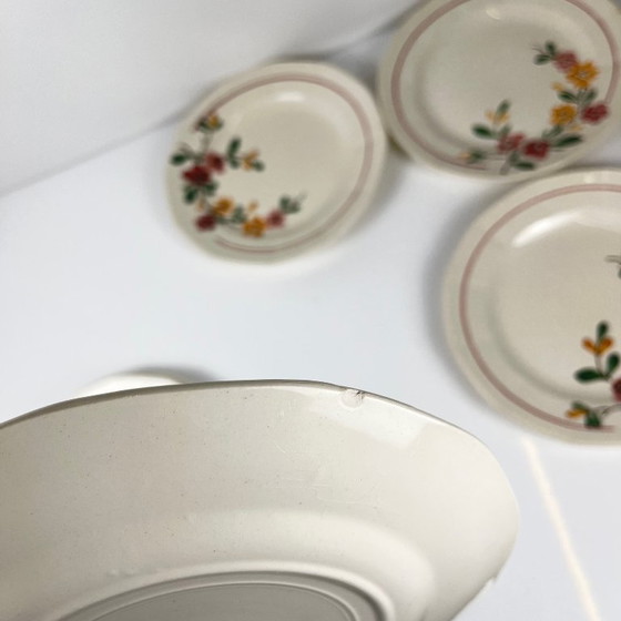 Image 1 of 6 Sarreguemines "Bitche" dessert plates, late 19th - early 20th century