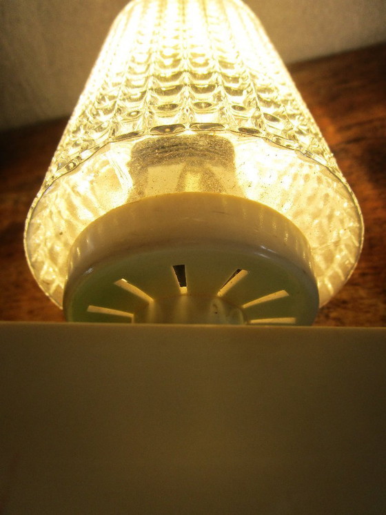 Image 1 of Bellissima lampada da comodino vintage - anni '60/'70 - Verde con rilievo in vetro