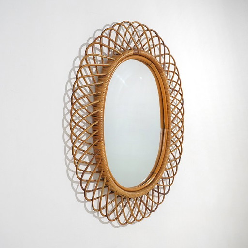 Wandspiegel met rotan frame, jaren 50