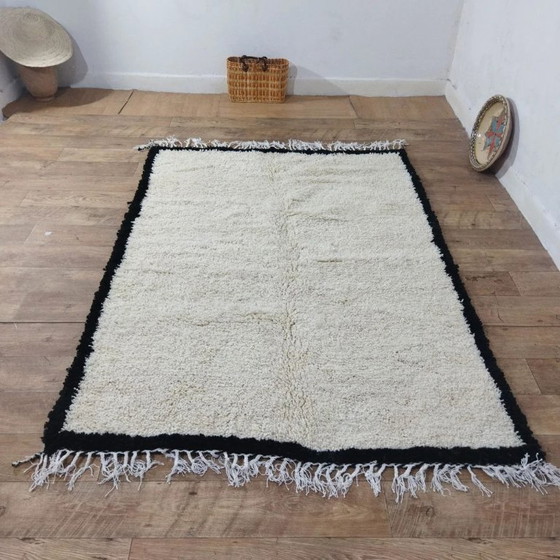 Image 1 of Berber Rug Cream Black Border – Natural Wool Handwoven Minimalist (210×150 cm)