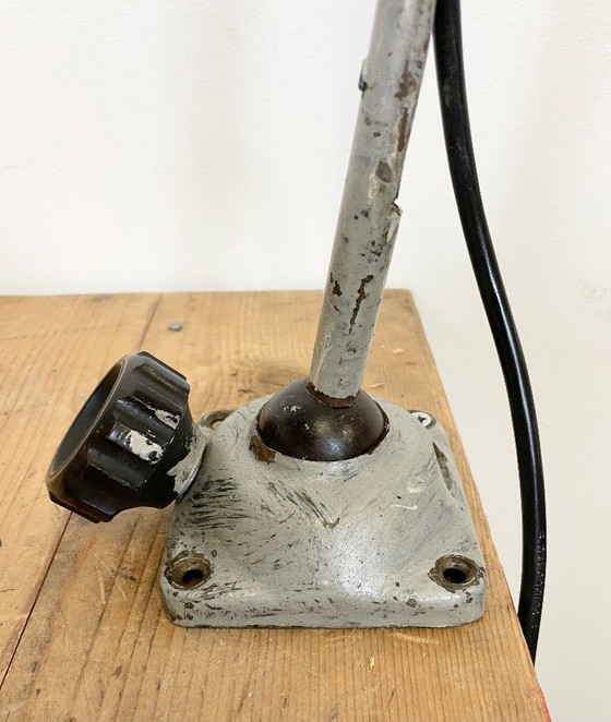 Image 1 of Große graue Tischlampe im Industriestil, 1960er Jahre
