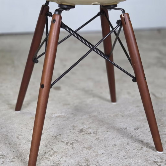 Eames Herman Miller, Fehlbaum fiberglass vintage Chairs – Chairs and lounge chairs, Mid Century Modern (photo 5 of 17)