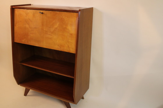 Image 1 of Scrivania vintage in legno - Metà secolo / retrò