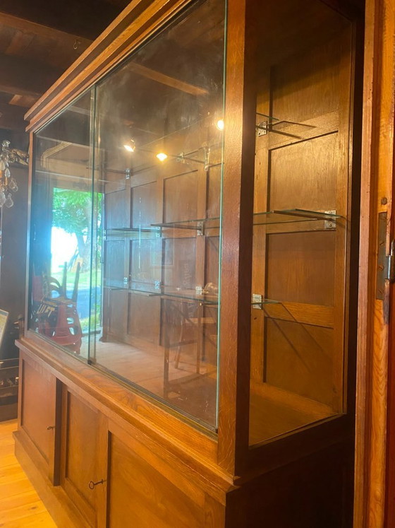 Image 1 of Escaparate de una tienda de la década de 1930.