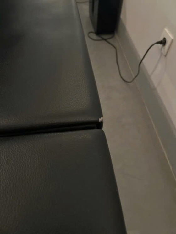 Exclusive black leather design seating area with metal frame – Rolf Benz (photo 8 of 8)
