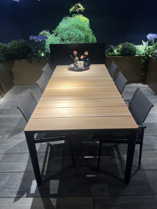 Te Koop 6 Gloster Dining Stoelen en Tafel Carver