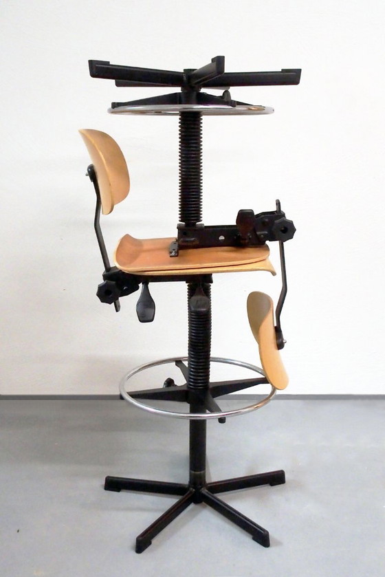 2 sillas de trabajo Score – Sillas giratorias, Wood (photo 4 of 12)