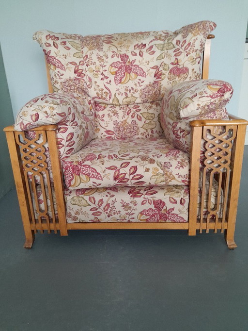 2x dream armchairs by giorgetti to dream away in