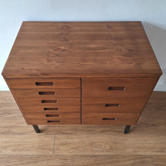 Image 1 of commode vintage