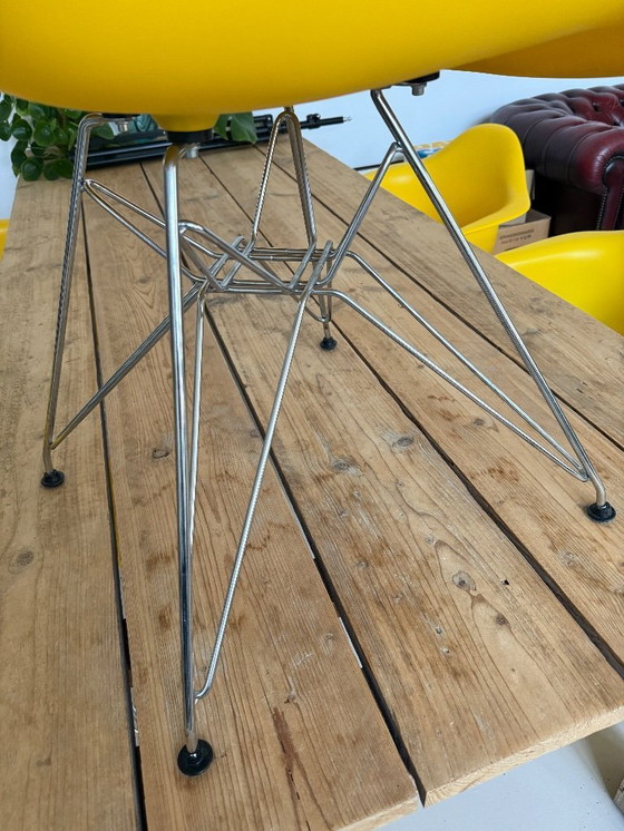 Image 1 of Set of 8 chairs reproduction of the Vitra Eames DAR