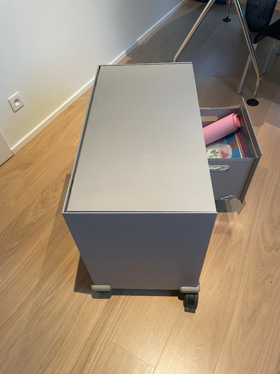 Image 1 of Carrello da roulotte Vitra