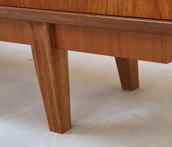 Image 1 of Tablero bajo de mediados de siglo