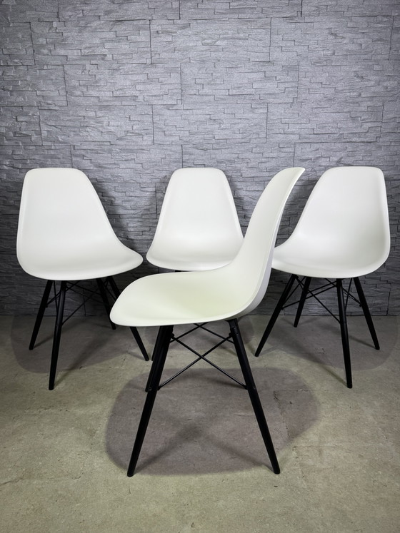 4 x Vitra DSW Chairs White with Black Maple Base – Dining chairs, Plastic, Wood, Modern (photo 8 of 11)