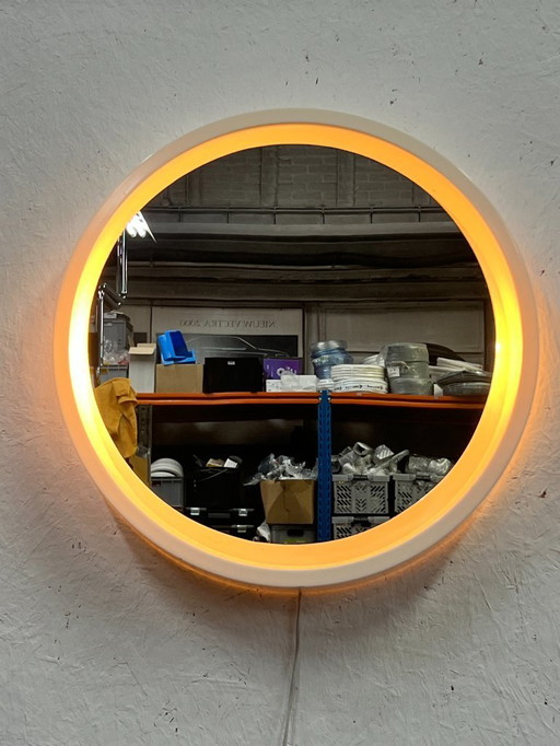 Espejo redondo vintage de plástico con iluminación, Alemania, década de 1970