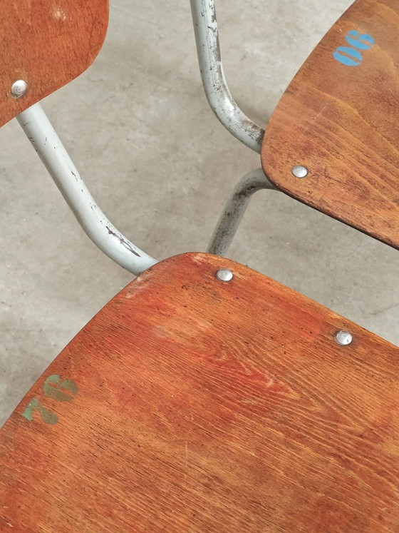 Set of 3 Czech school chairs in metal and wood. – Dining chairs, Industrieel (photo 7 of 11)