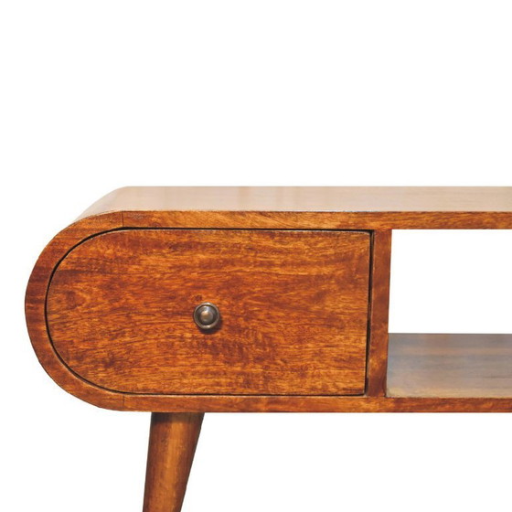 Image 1 of Mueble de televisión de madera de mango con aspecto de castaño.