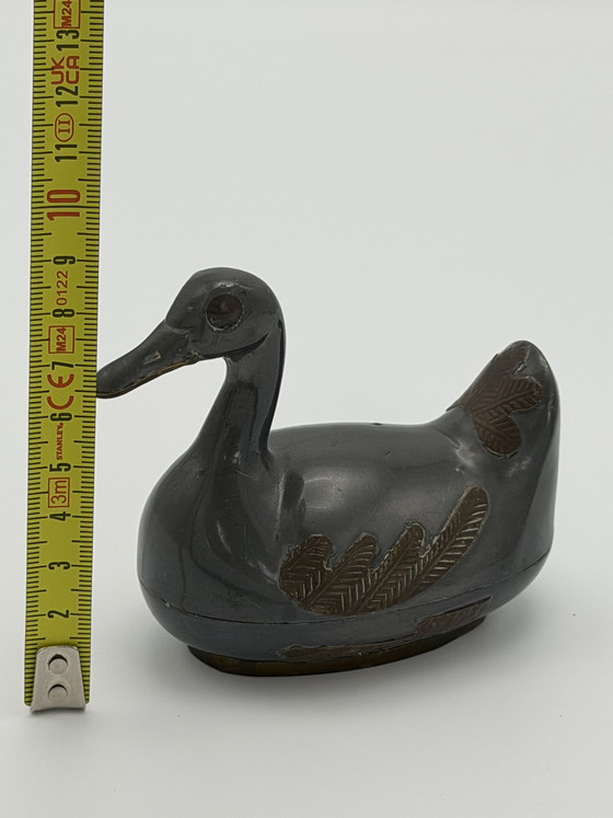 Image 1 of Set van 2 vintage tinnen eend doosjes – decoratief