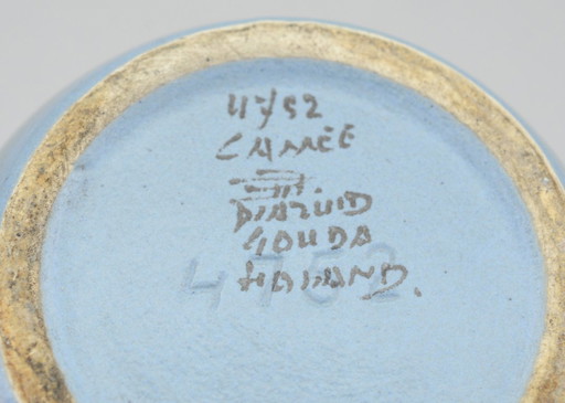 Vase - Royal Plazuid, Gouda, no. 4752 Cameo, mint condition, signed