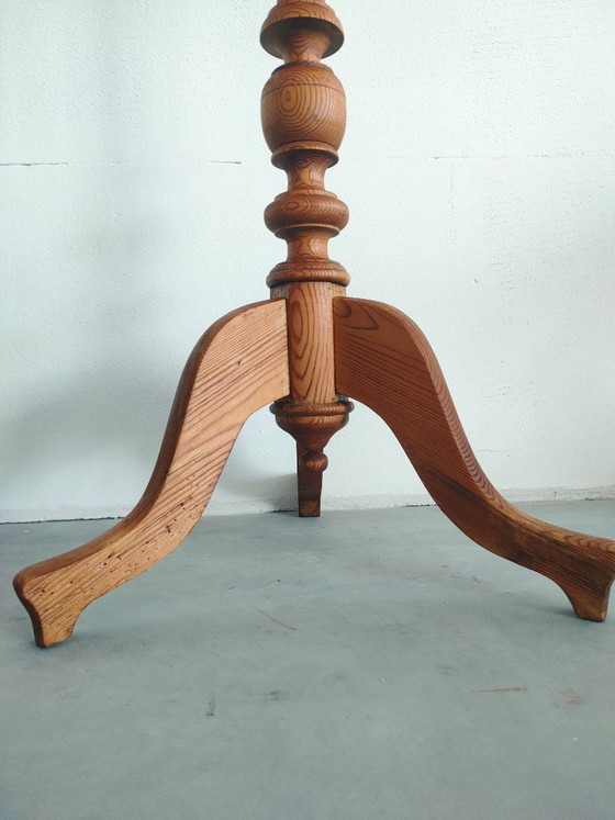 Tavolino/piedistallo vintage in legno a treppiede per piante, decorazione o vaso. – Porta piante, Wood (photo 6 of 7)