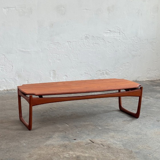 Image 1 of Tavolino da caffè Peter Hvidt in teak massiccio, 1960