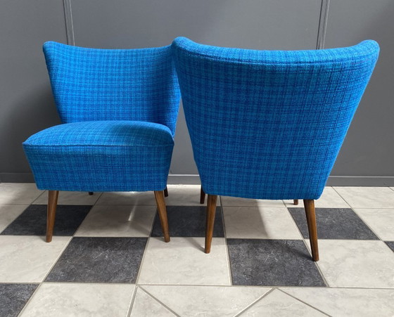 Image 1 of Set van 2 cocktailstoelen, blauw, jaren 60.