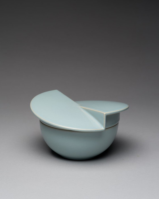 Image 1 of Bol y caja con tapa de porcelana de diseño Rosenthal, Jan van der Vaart, posmodernismo