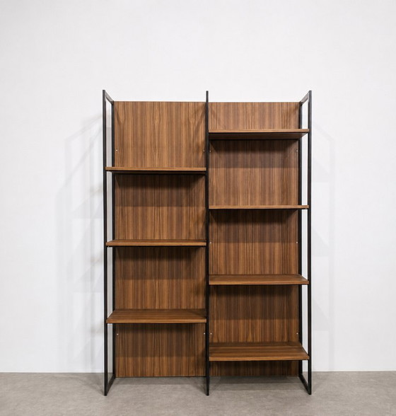Mueble modular de pared Meurop, Bélgica, décadas de 1960-1970. – Estanterías de pared, Metal (photo 2 of 9)