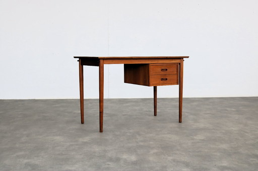 Scrivania vintage danese in teak