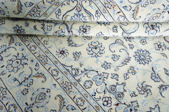 Image 1 of Handgeknoopte Nain 9La met zijde - 348 x 243 cm