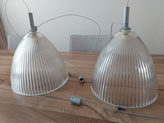 Image 1 of Set di due lampade a sospensione in vetro Lucitalia Stresa