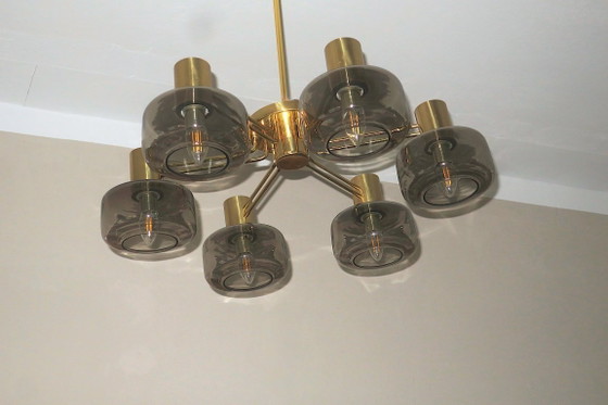 Image 1 of Lustre en laiton et verre de grande taille, Hans-Agne Jakobsson, Suède, années 1960