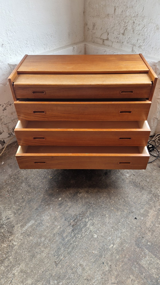 Image 1 of Commode design danois avec coiffeuse et miroir, années 1970