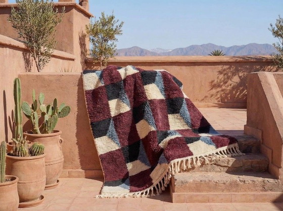 Image 1 of Berberkleed van zuivere wol, handgemaakt volgens traditionele methoden, afmeting 2/3 m