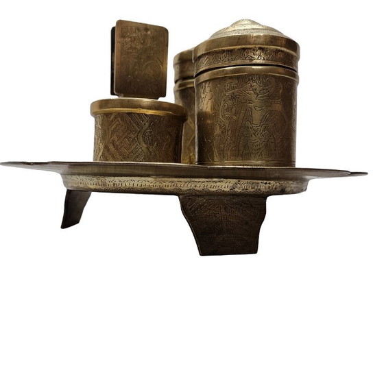 Image 1 of Juego de fumar indonesio de latón antiguo, de mediados del siglo XX