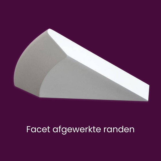 Image 1 of Ovale tulip tafel 