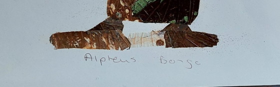 Image 1 of Des œuvres d'art vintage représentant des ailes de papillon – dont une silhouette encadrée de femmes africaines