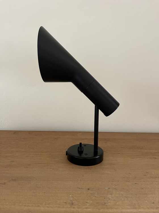 Image 1 of Louis Poulsen AJ wandlamp - Arne Jacobsen - Deense designlamp