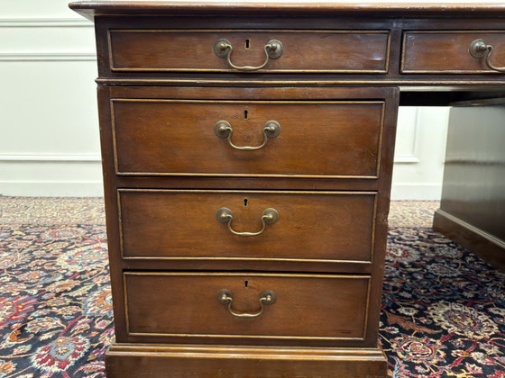 Grande Scrivania Partner Inglese Antica – Scrivanie, Leather, Wood (photo 10 of 22)