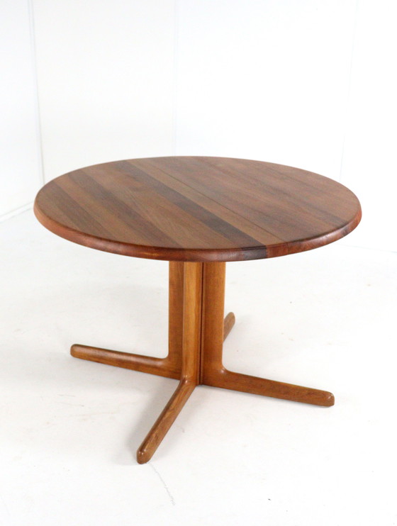 Image 1 of Table de salle à manger ronde extensible en teck massif danois 'Hurup' Vintage