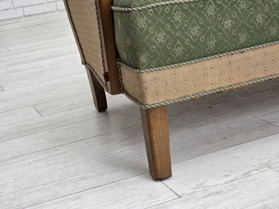 Image 1 of Años 50, sofá danés de 3 plazas, tejido de lana de mobiliario verde/beige, madera de roble.