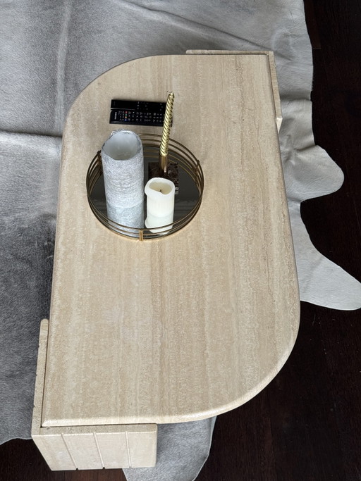 Travertine coffee table (Italy, 1980s) – salontafels, Stone (photo 2 of 8)