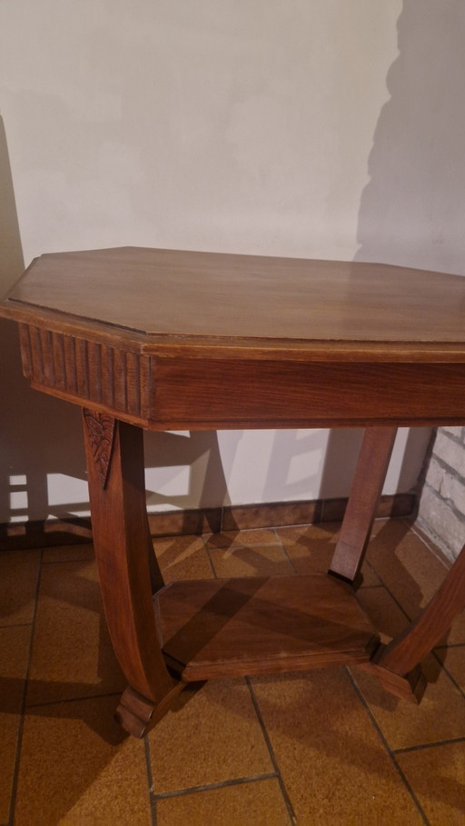 Mesa de madera vieja