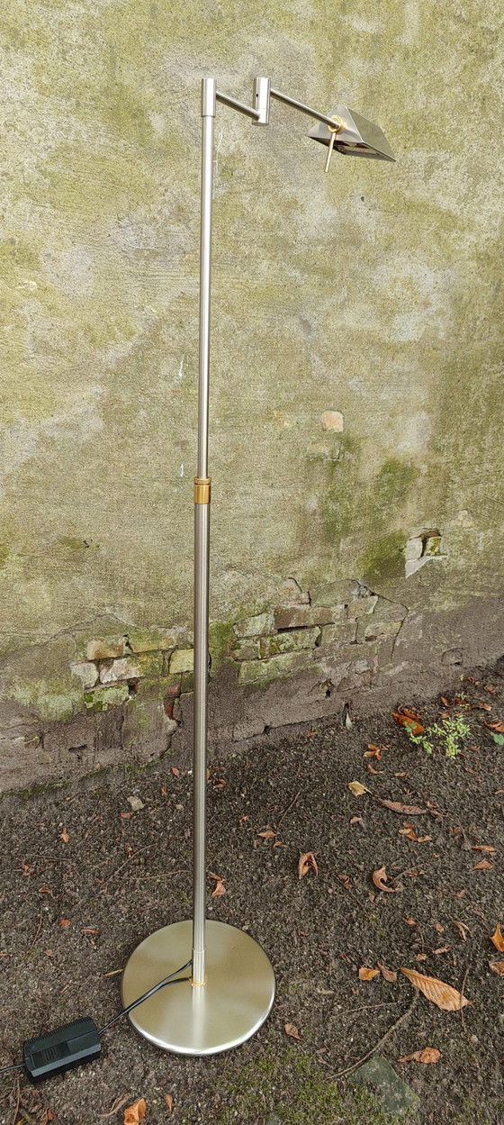 Image 1 of Tweekleurige verstelbare vloerlamp van Holtkoetter uit de jaren 80