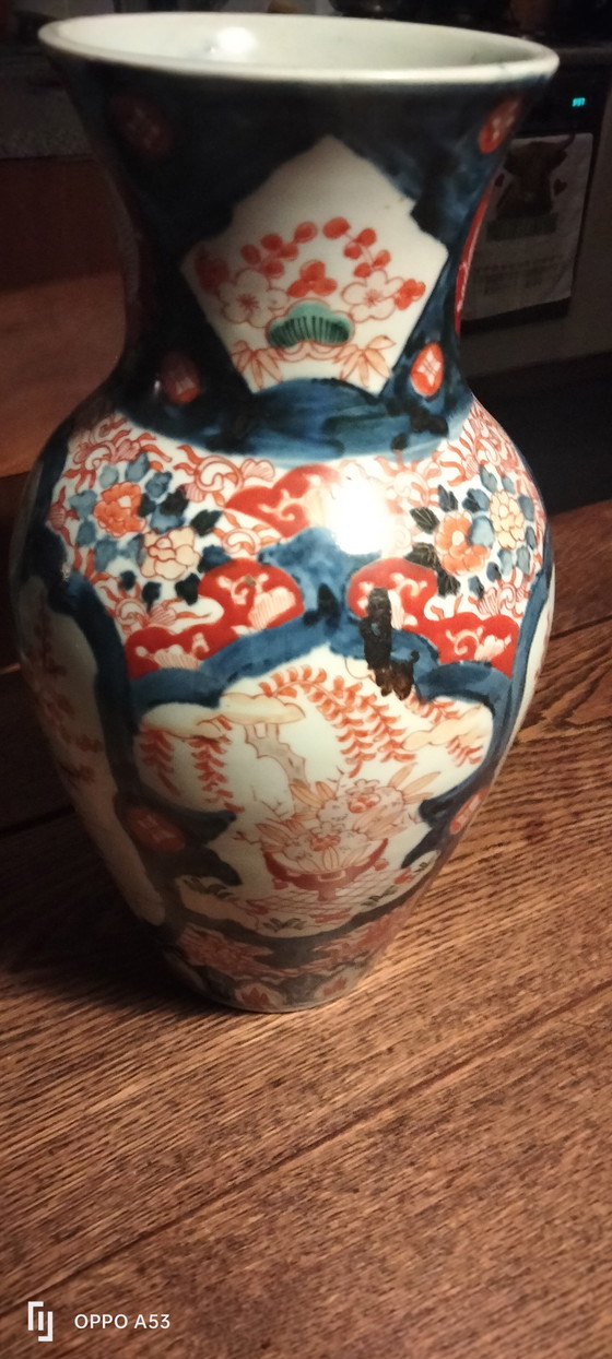 Japanische Imari Vase blau/rot. Handbemalt. Höhe 30 cm. Oberer Durchmesser 12 cm – Vasen, Ceramic, Porcelain (photo 5 of 5)