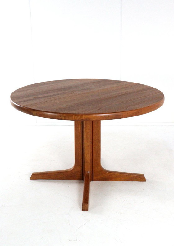 Image 1 of Gudme Round 2x Extendable Dining Table 'Nabbe' Vintage