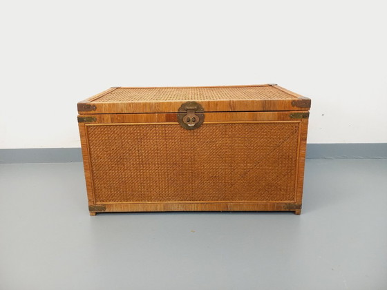 Image 1 of Baule vintage in legno, rattan, paglia e ottone