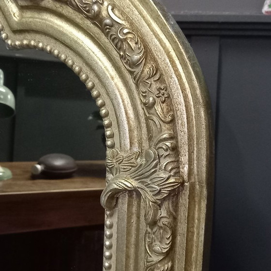 Miroir vintage dans un cadre à crête classique – Glass, Wood (photo 9 of 11)